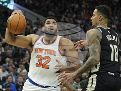 Knicks Bucks Basketball