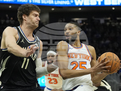 Knicks Bucks Basketball