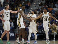 Warriors Pelicans Basketball