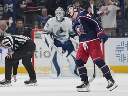 Canucks Blue Jackets Hockey