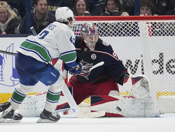 Canucks Blue Jackets Hockey