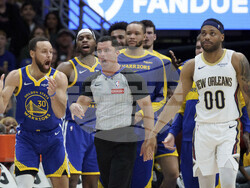 Warriors Pelicans Basketball