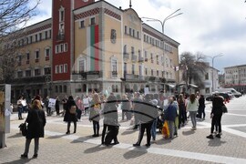 Хасково - протест срещу насилието над животни