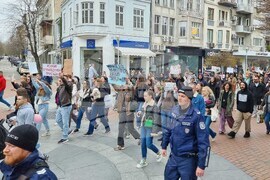 Варна - протест срещу насилието над животни