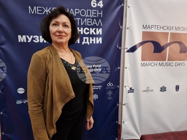 Сценичната треска е нужният и ненужният адреналин, каза пред БТА оперната прима Красимира Стоянова