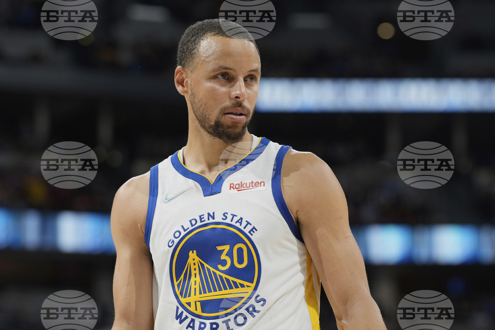 Стеф Къри няма да играе още поне десет дни заради контузия