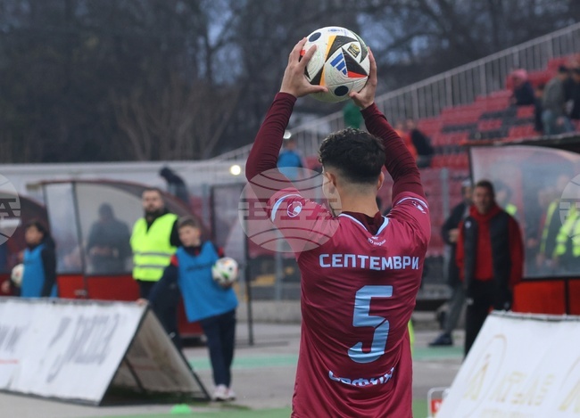 Септември София надви Хебър и си осигури оставането в елитната футболна дивизия