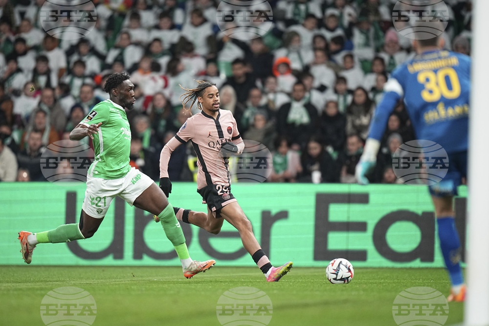 Треньорът на ПСЖ Луис Енрике иска да предпази играчите си от еуфорията