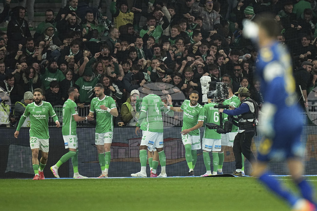 Монако стигна до успех като гост на Сент Етиен