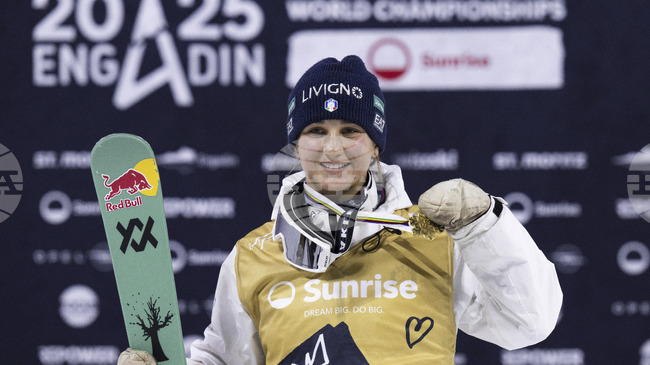 Световната шампионка в ски дисциплината Биг Еър Флора Табанели може да пропусне Олимпийските игри заради контузия в коляното