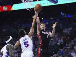 Heat 76ers Basketball