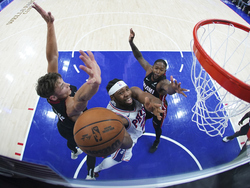 Heat 76ers Basketball