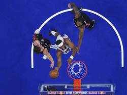 Heat 76ers Basketball