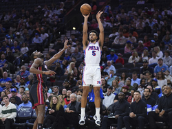Heat 76ers Basketball