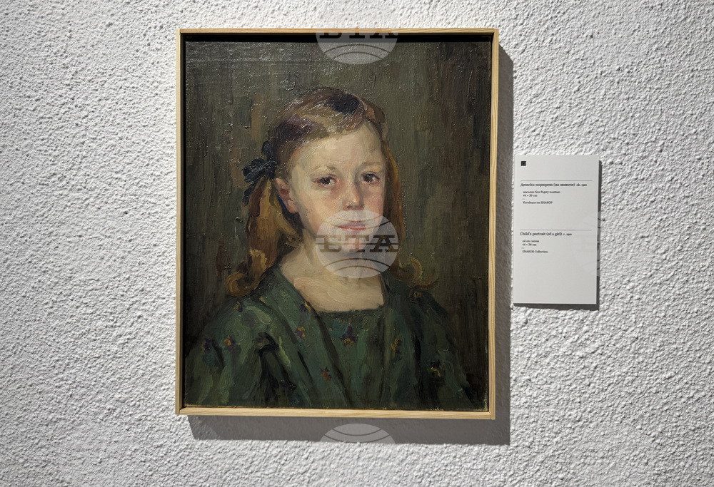 Казанлък - „...И продължавах да рисувам сама“ - изложба