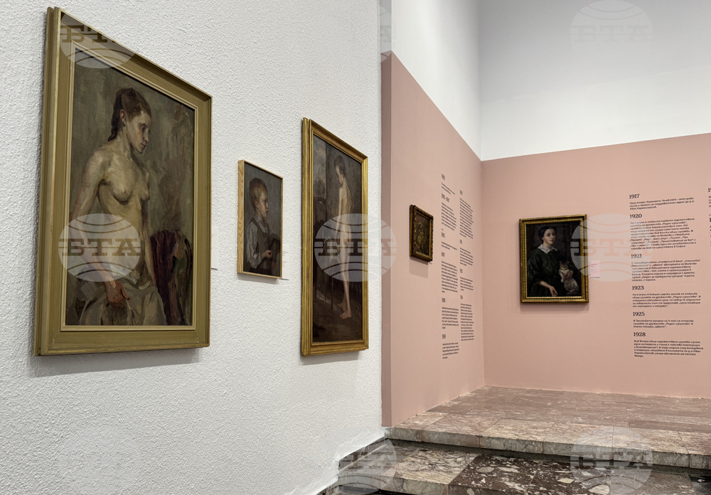 Казанлък - „...И продължавах да рисувам сама“ - изложба