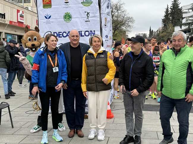Десетото издание на „Маратон Стара Загора“ събра над 1300 атлети от цял свят