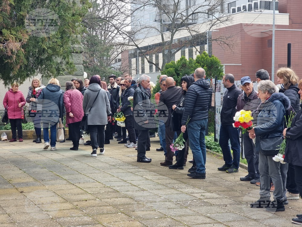 Ямбол - загинал в Газа служител на ООН Марин Маринов - поклонение