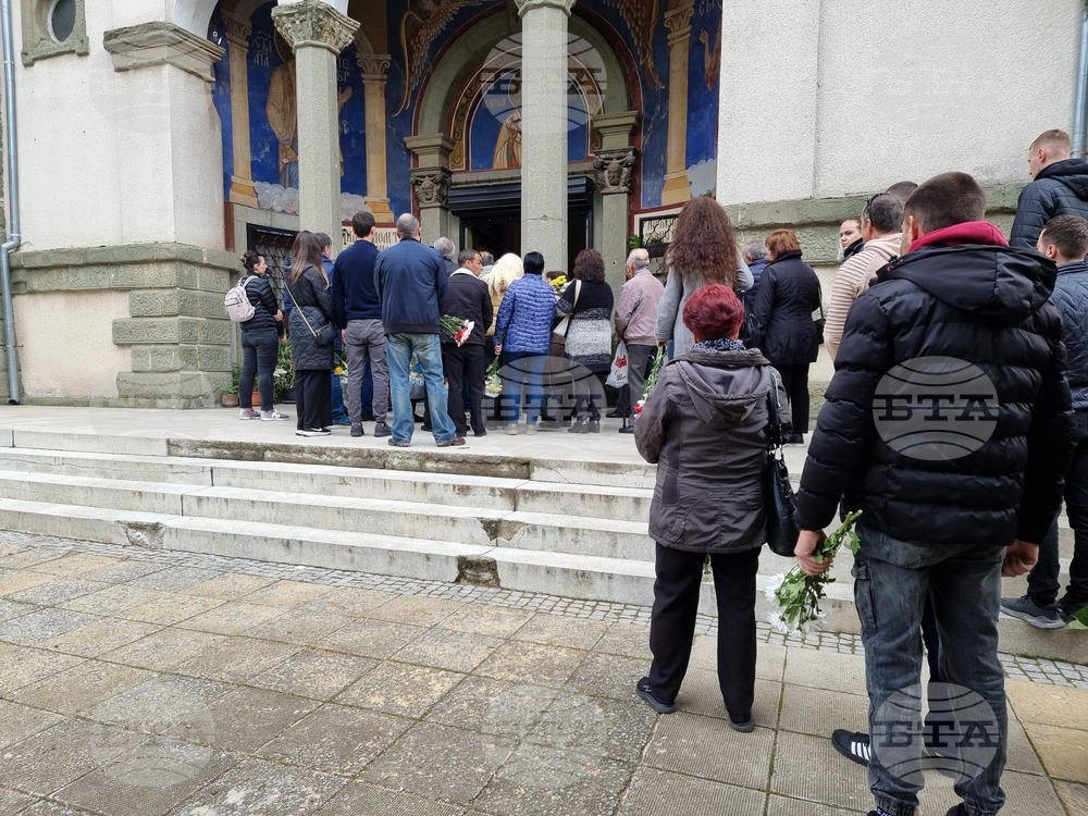 Ямбол - загинал в Газа служител на ООН Марин Маринов - поклонение