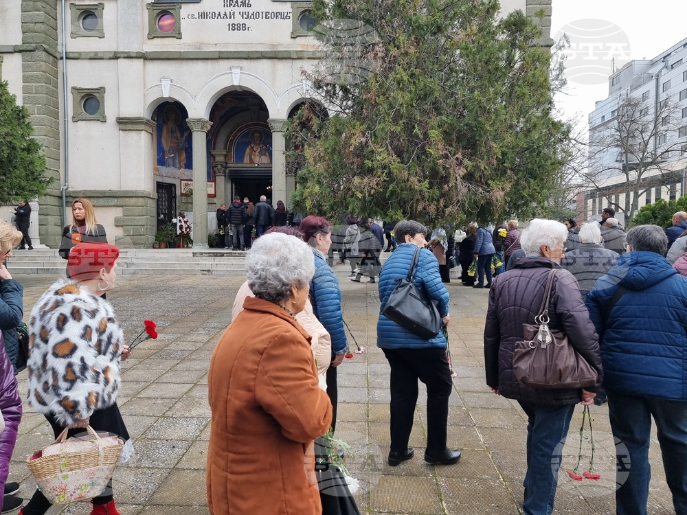 Ямбол - загинал в Газа служител на ООН Марин Маринов - поклонение