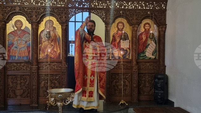 За съвременното лицемерие „да се служи на двама господари“ говори в неделната си проповед отец Иван Марински в Смолян