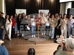 Интеграционен, културен и образователен център за деца бежанци и мигранти „Отворени обятия“ - проект за изграждане