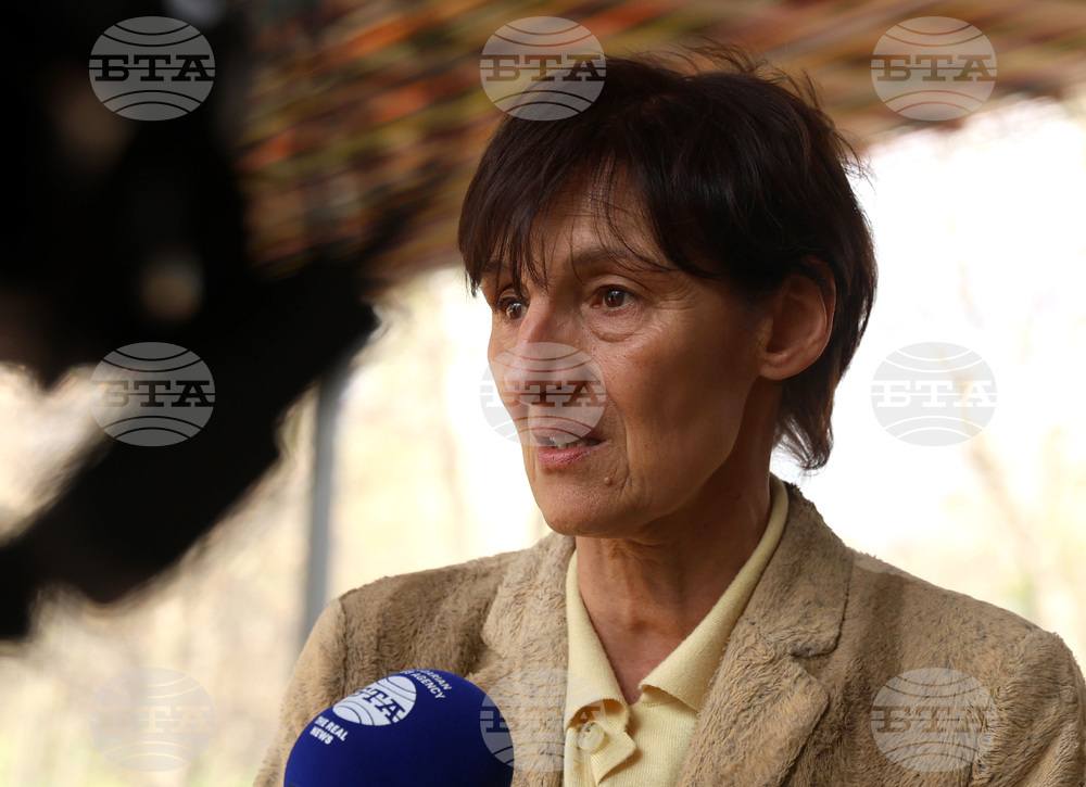 Интеграционен, културен и образователен център за деца бежанци и мигранти „Отворени обятия“ - проект за изграждане