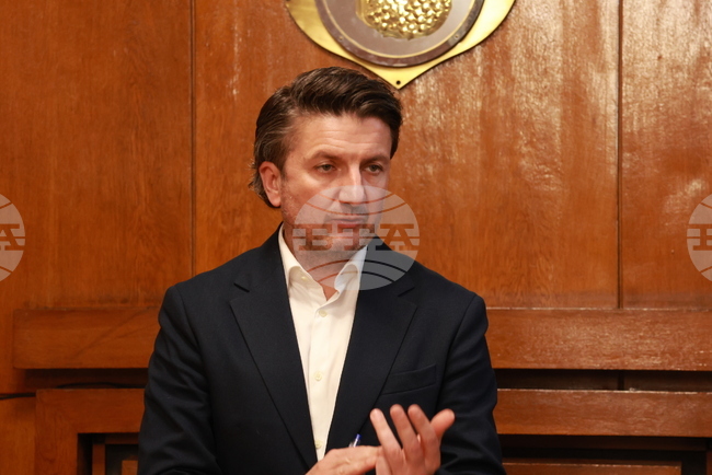 Министър Боршош: Имаме готовност за посрещане на летния сезон, ще го открием в Поморие на 31 май 