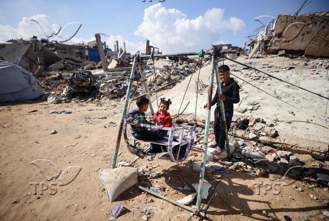 ТПС: Израел създаде дирекция, която да помага на жителите на Газа да емигрират