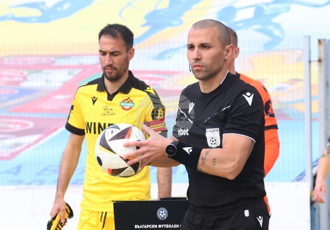 Димитър Димитров ще ръководи двубоя от шестия кръг в Първа лига между Берое и Лудогорец
