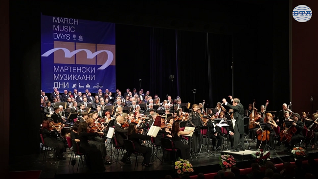 Фестивалният оркестър на Русе, маестро Емил Табаков и оперната прима Красимира Стоянова закриха "Мартенски музикални дни" с "Реквием" на Верди