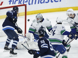 NHL Canucks Jets Hockey