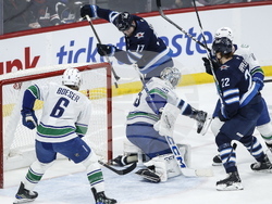 Canucks Jets Hockey