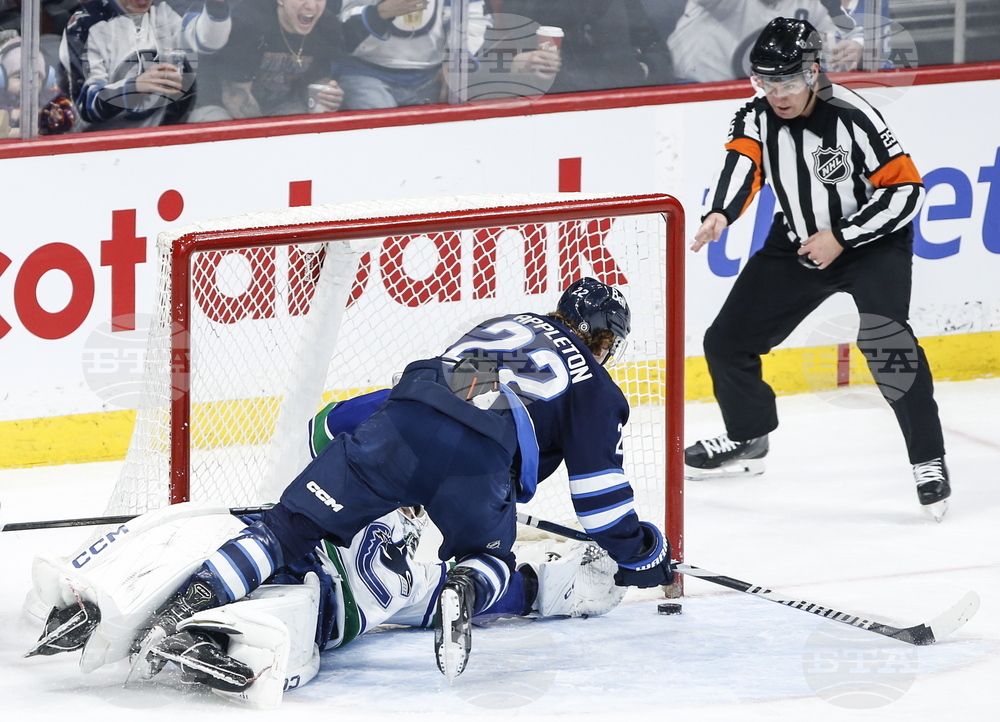 Canucks Jets Hockey