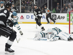 Sharks Kings Hockey