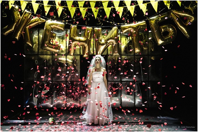 Благоевградският театър гостува в Сливен със спектакъла „Женитба“ на Гогол