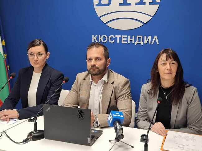  Пресконференция на депутата Димчо Димчев и партия "Възраждане" - Кюстендил