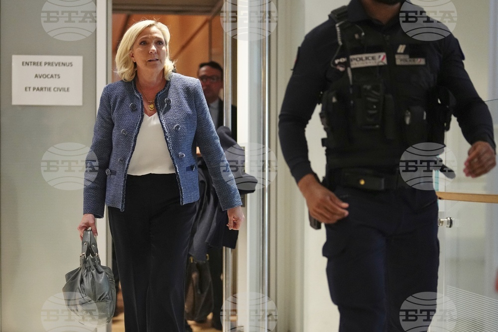 Дело по обжалване на присъдата на крайнодясната френска лидерка Марин Льо Пен започва днес в Париж