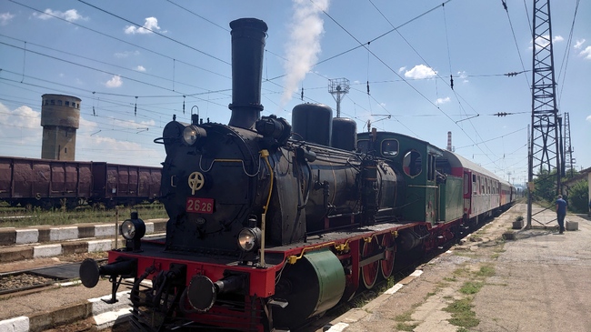 БДЖ организира празнично пътуване за Лазаровден с най-стария парен локомотив