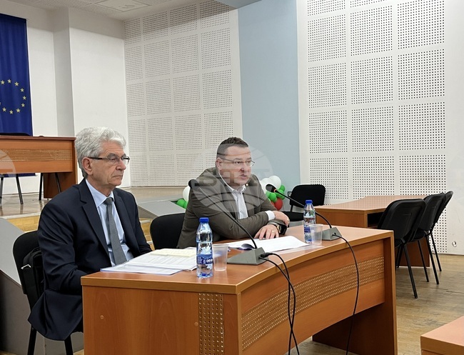 В Свищов се състоя публично обсъждане на проекта за бюджет на Общината за 2025 г.