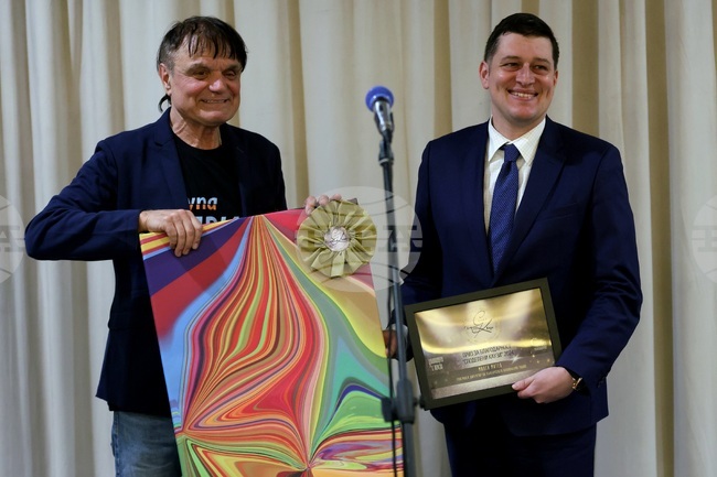 Сдружение „Независими артисти, музиканти и певци“ - годишни отличия