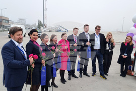 Варна - летище - първи полет от Абу Даби