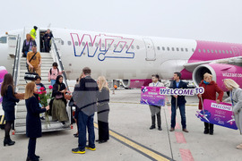 Варна - летище - първи полет от Абу Даби