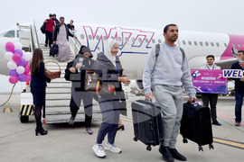 Варна - летище - първи полет от Абу Даби