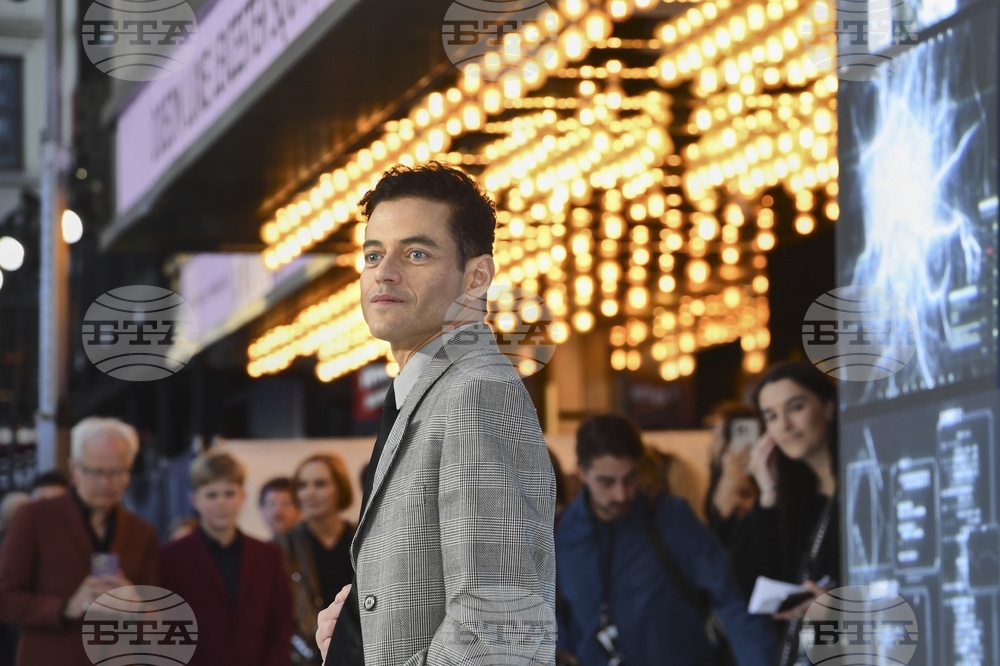 Britain The Amateur Premiere