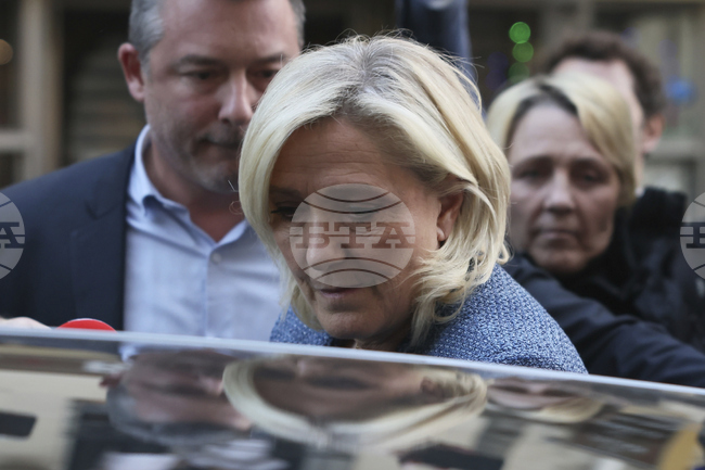 "Политическа смърт" ли е присъдата на Льо Пен във Франция