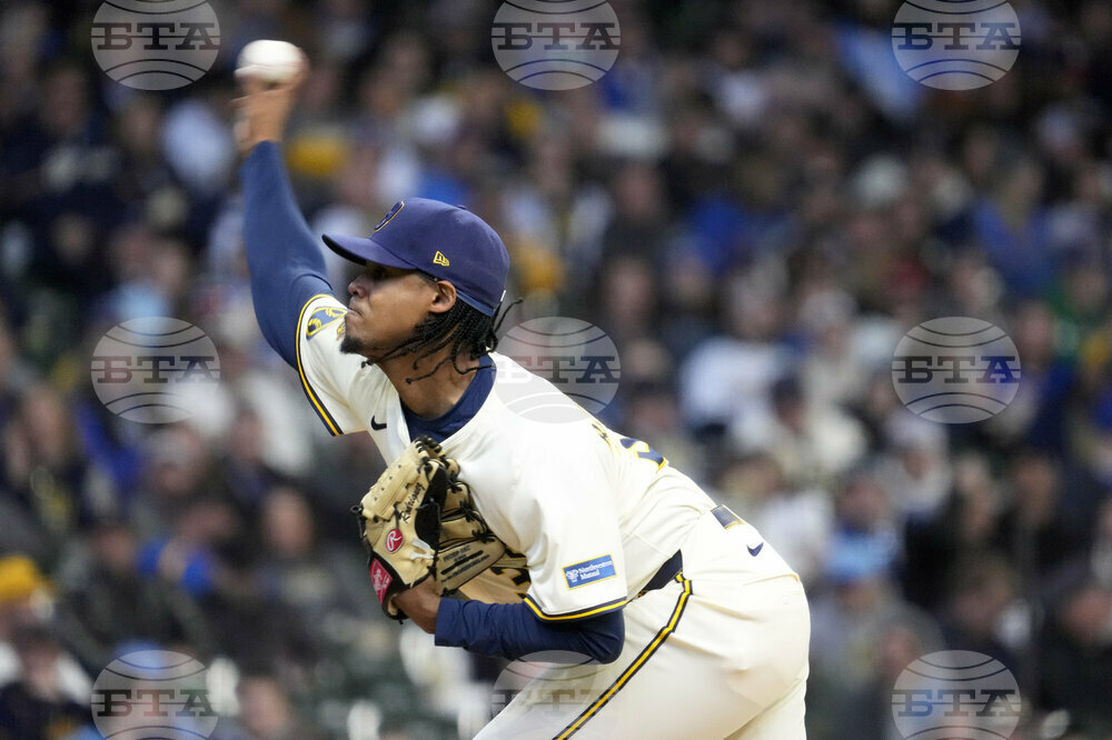 Royals Brewers Baseball