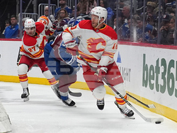 Flames Avalanche Hockey