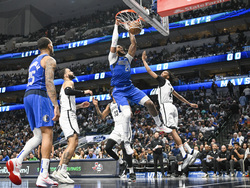 Nets Mavericks Basketball