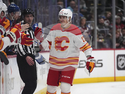 Flames Avalanche Hockey